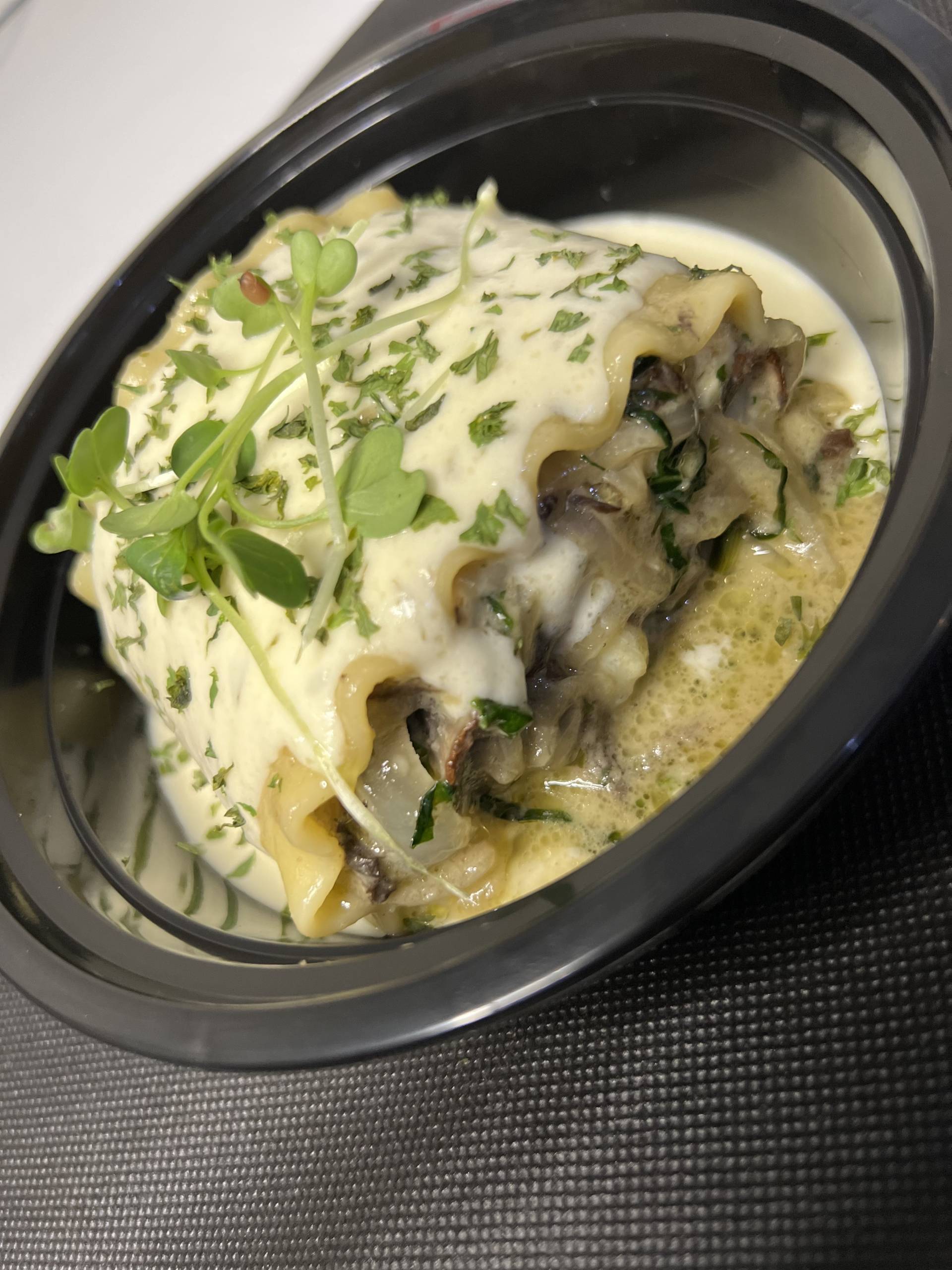 VEGGIE LASANA ROLL