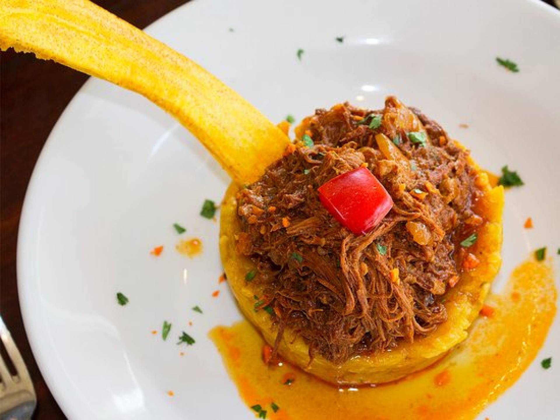 MINI MOFONGOS RELLENOS DE ROPA VIEJA