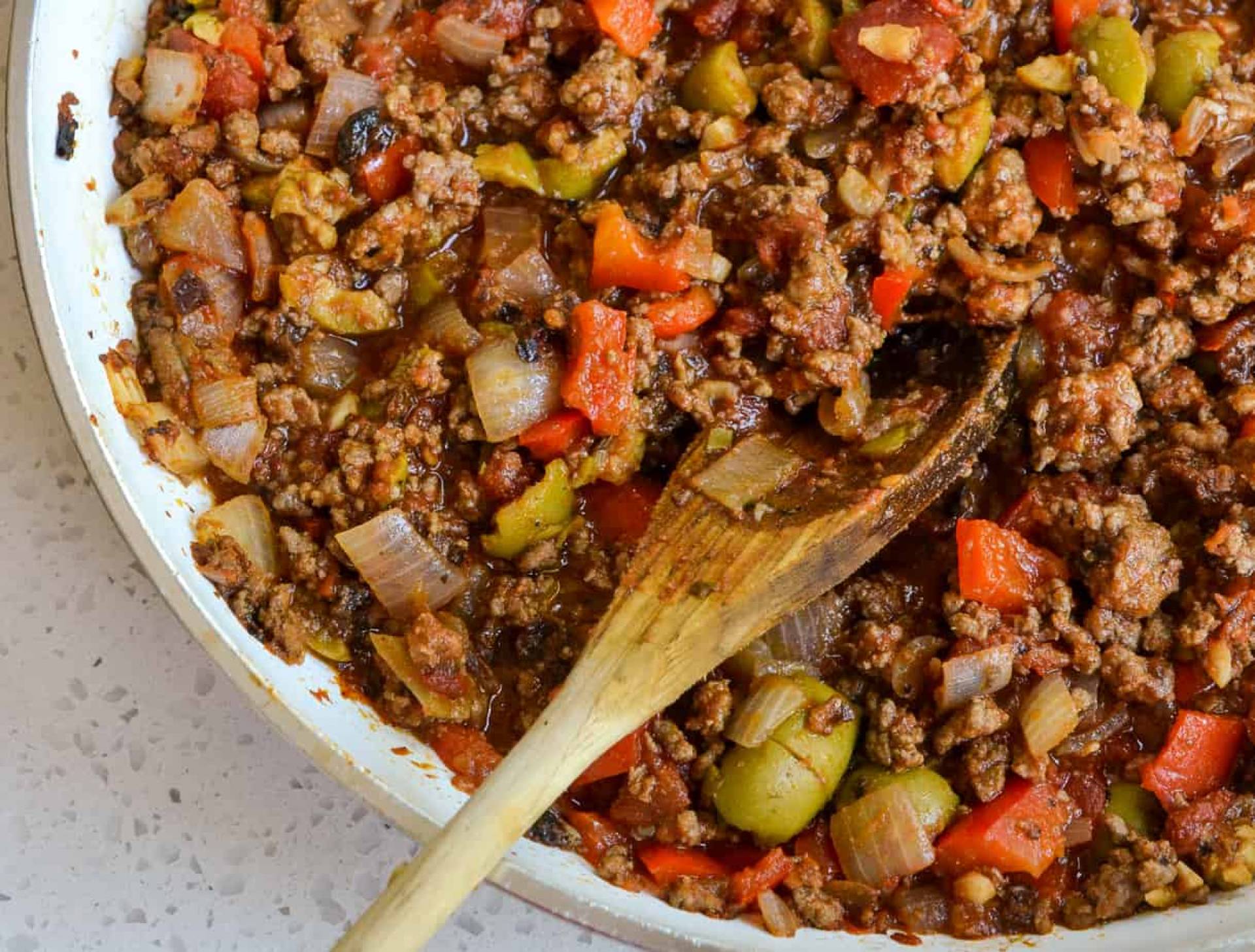 PICADILLO CUBANO Y ARRROZ PROVENZAL