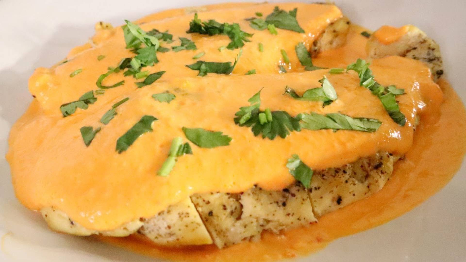 Pechuga Arropa de amarillos y majado malanga
