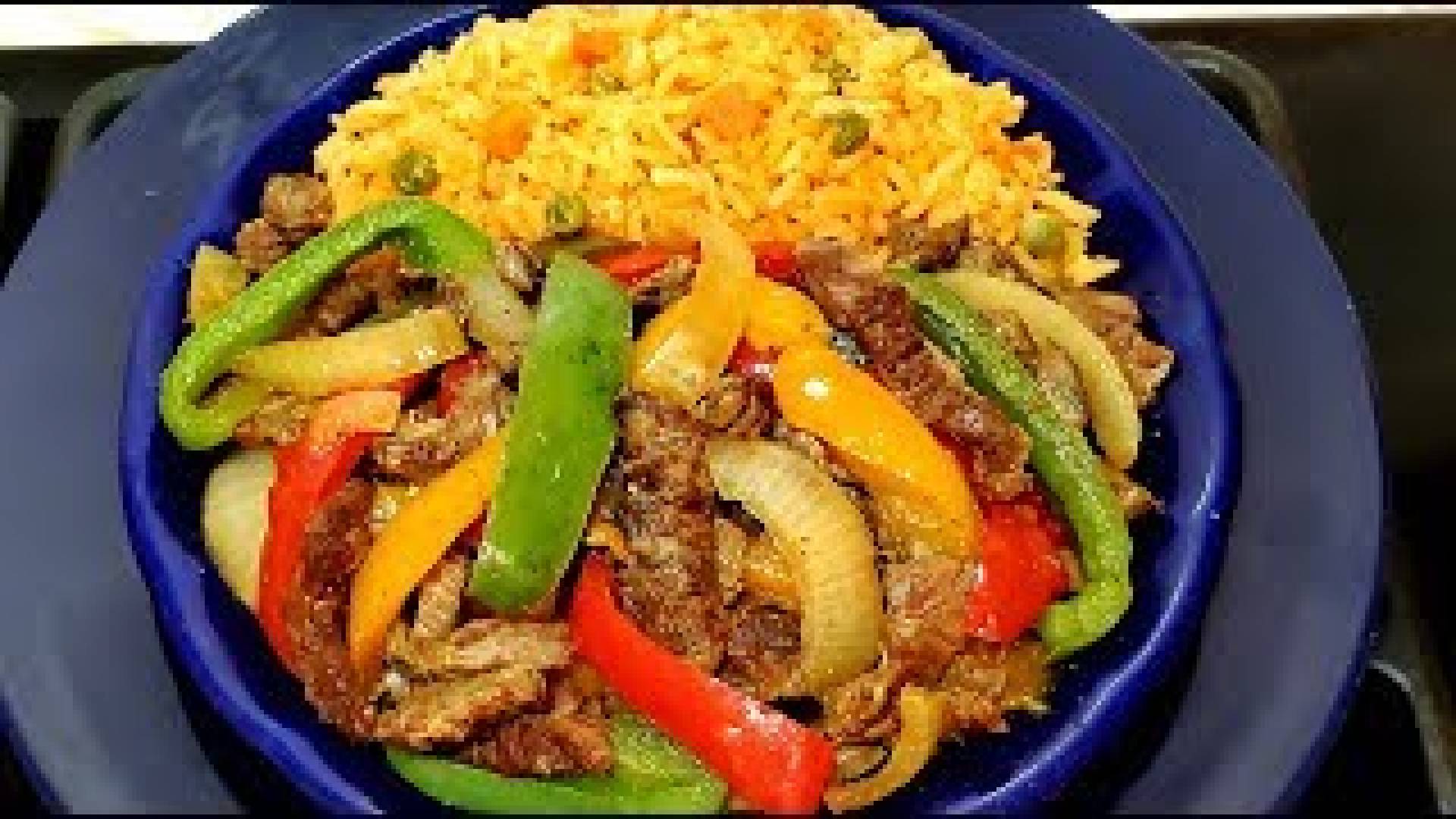 Fajitas de cerdo con arroz mejicano