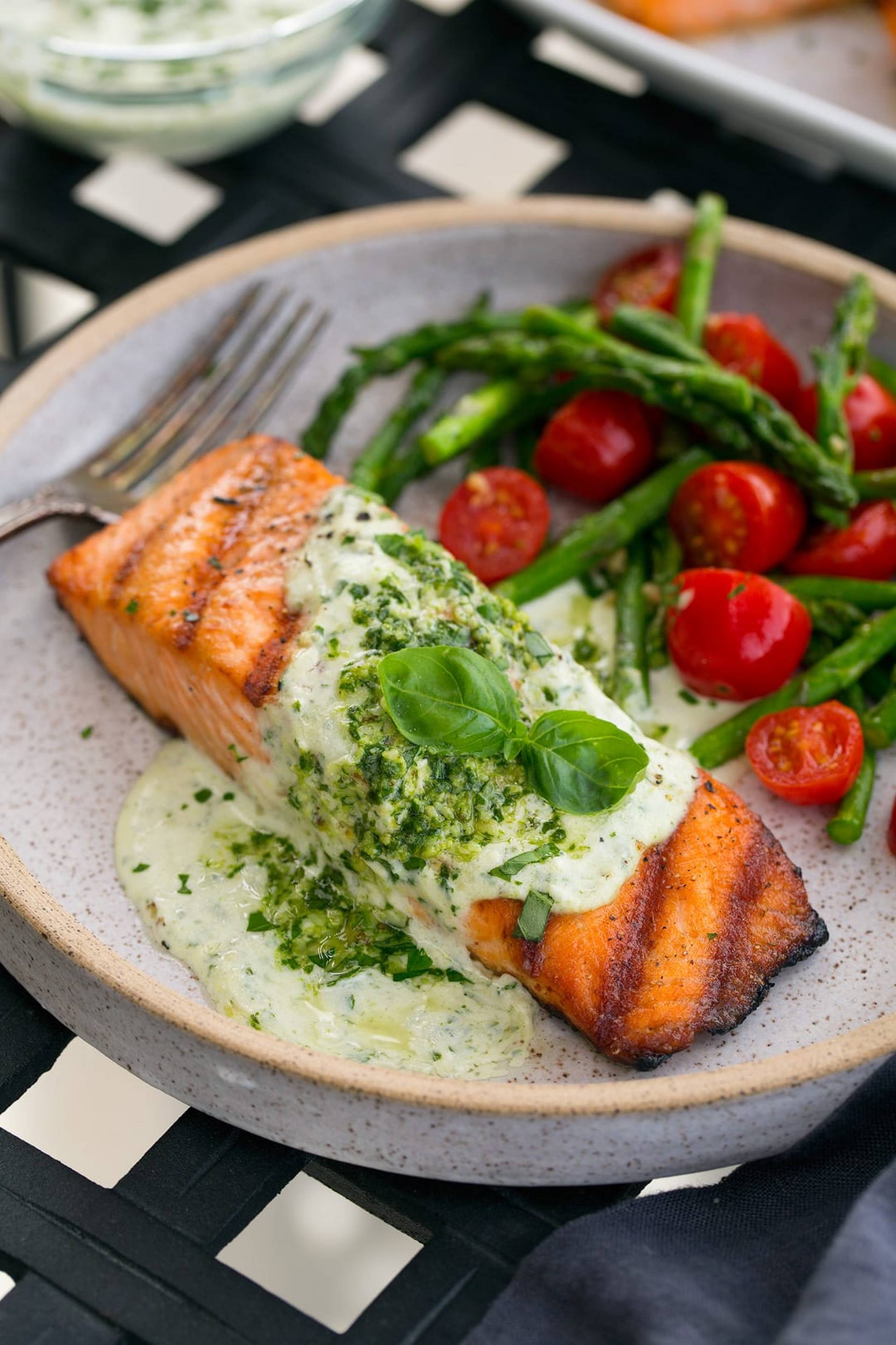 Pesto Sauce Baked Salmon