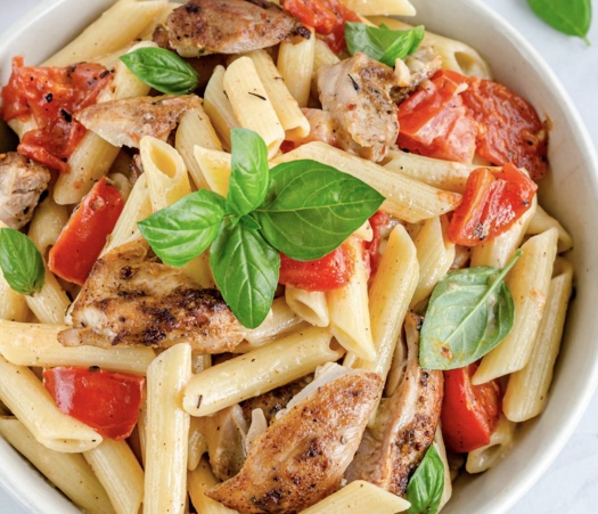 Tomato Basil Pasta & Chicken