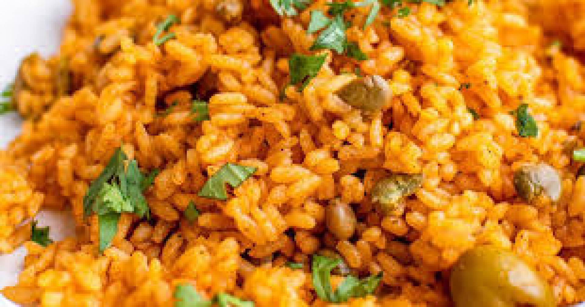 Lomo criollo & arroz con gandules